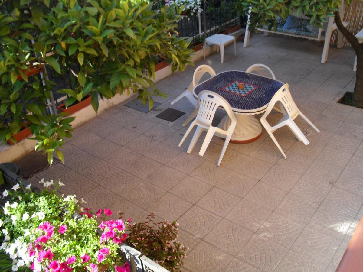 Villa Mena Pompéi Extérieur photo