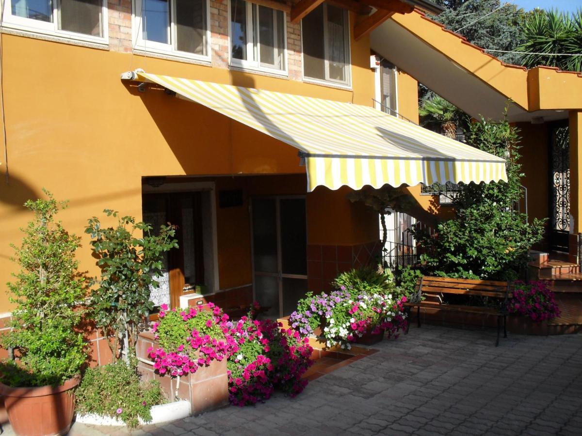Villa Mena Pompéi Extérieur photo